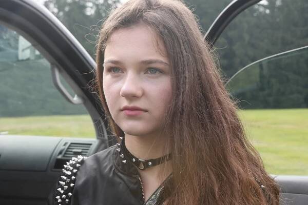Špunti na cestě - Velký vůz - Z filmu - Veronika Divišová