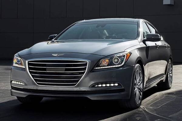 Hyundai Genesis 2015 - auto snů?