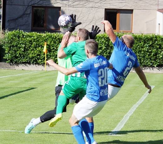FOTO, VIDEO: Heřmanice padly v duelu s nováčkem. Zámrsk se rozjel k obhajobě