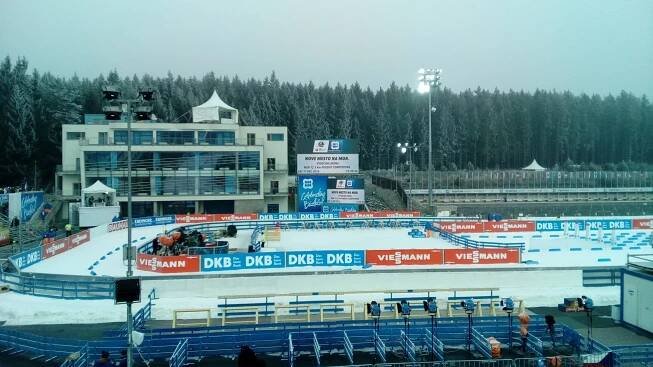 Areál pro běžecké lyžování a biatlon Vysočina Arena (Sportoviště) • Mapy.com