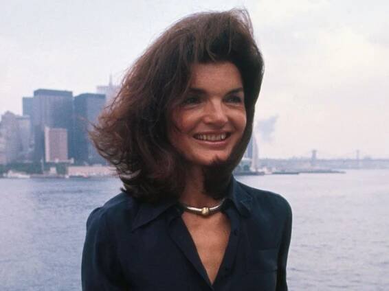 I thought chocolate brown was 2025's most uninspired trend – but the nostalgic color pairing in Jackie...