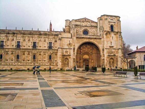 Leon city center