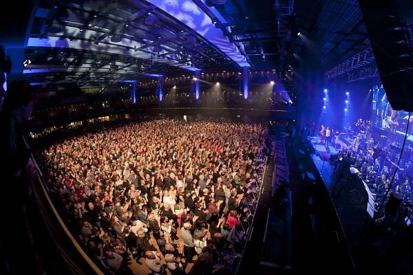 Foto: Michal Pavlíček - Pět tuctů Čombeho, Forum Karlín, 17. 2. 2016