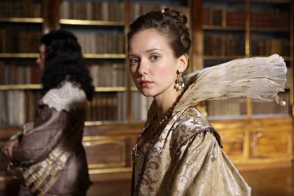 Tři mušketýři - Dobrý voják - Z filmu - Alexandra Dowling