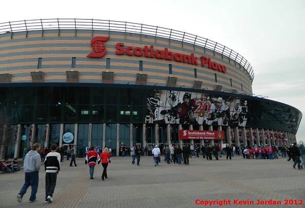 Out of the 26 NHL current arenas I've been to for games, I'd rank this one last.