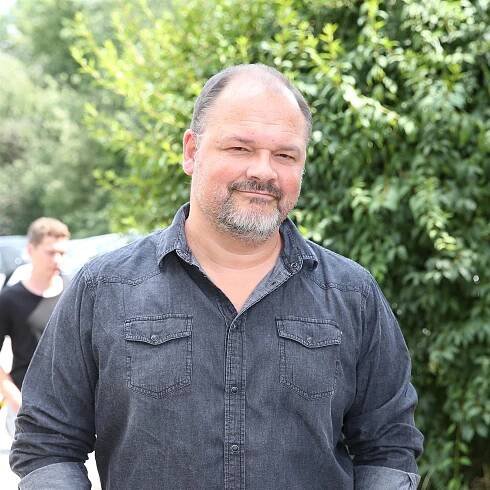 Bral jsem až dvacet neurolů denně a do toho jsem vrcholově pil, popsal závislost Martin Preiss - Expres.cz
