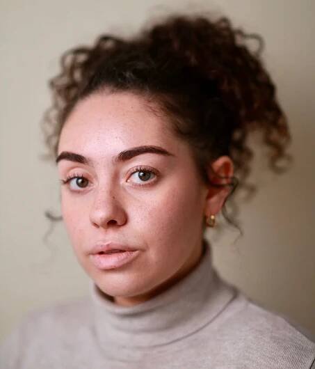 Millie Gibson | Alicja
