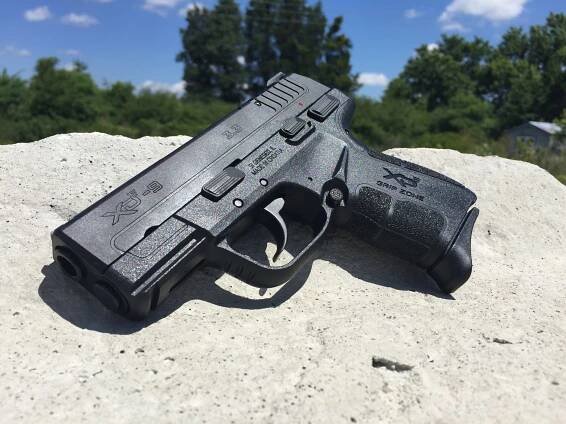 Springfield Armory XD-E Table Top Review – EpicTactical