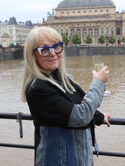 Kateřina Macháčková v slzách: Zemřela důležitá žena (†65) ze Života na zámku