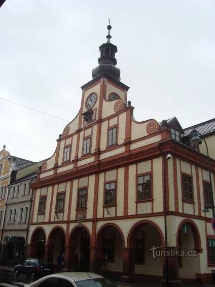 Vrchlabí-novorenesanční Nová radnice z r.1737-Foto:Ulrych Mir.