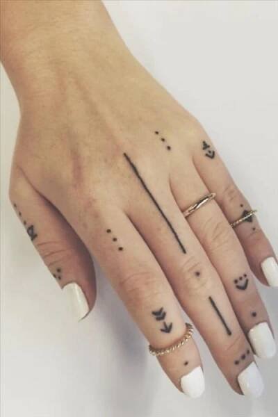 Popular Fashion Finger Tattoos Give You A Free Soul - Hi Fashion Girl | Hand tattoos for women, Finger tattoos, Henna tattoo hand