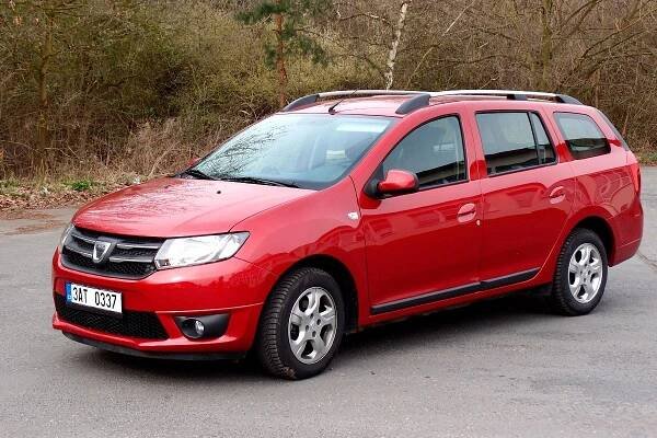 Dacia Logan MCV: velké kombi umí jezdit solidně a za pět litrů nafty