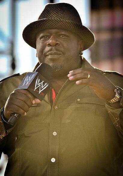 Cedric the Entertainer – Wikipedia