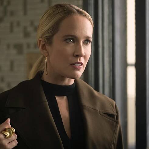 Everyone's Obsessed With Anna Camp Playing Reagan And Maddie In 'You' Season 5 - Here's Where You've Seen Her Before