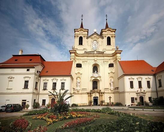 Noc kostelů - Rajhrad, kostel sv. Petra a sv. Pavla
