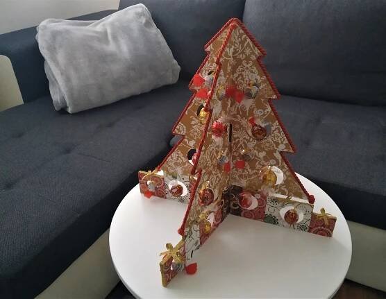 Výroba adventního kalendáře, který nemusíte 25. prosince vyhodit - DIY česky