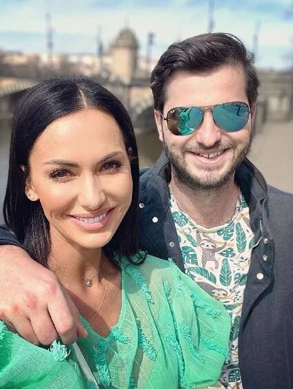 FOTO: Eliška Bučková se pochlubila bratrem. – stránka 144
