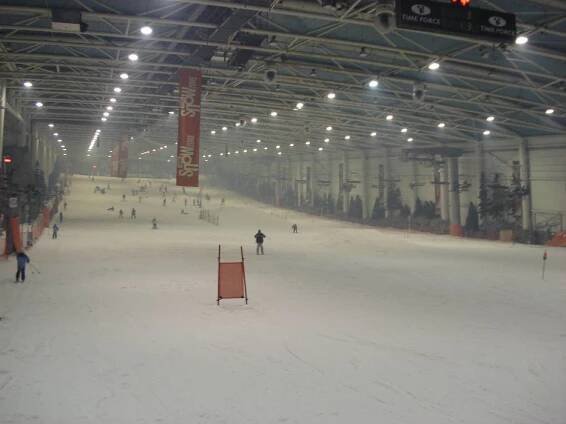 Indoor ski area Snozone Madrid