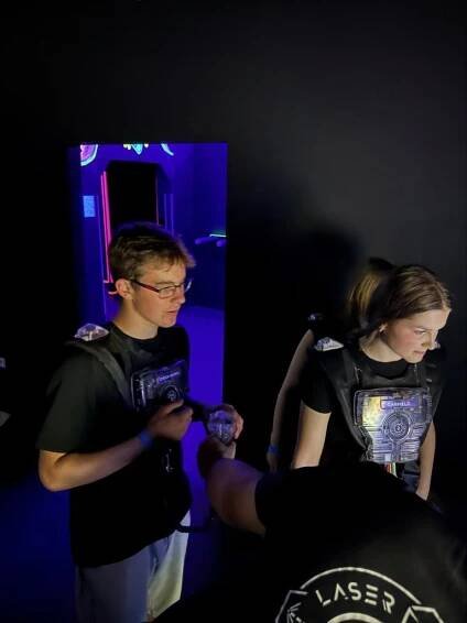 Laser Game v Říčanech - MDD 9A a 6.ročník. - Oficiální stránky ZŠ a MŠ Nové Dvory