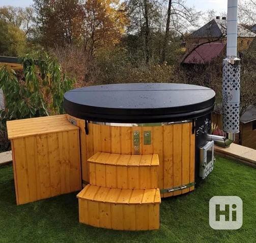 Koupací sud, vířivka, jacuzzi, whirpool, hot tub - foto 1