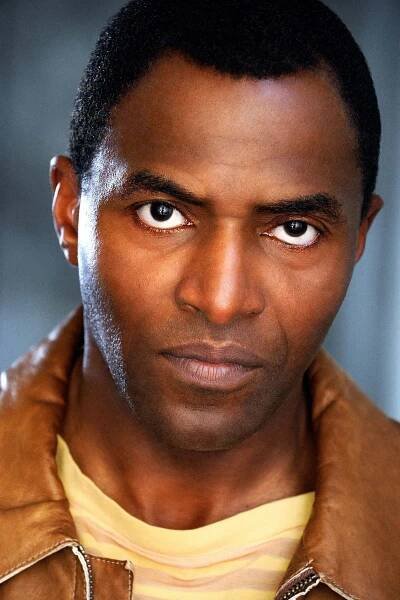 Carl Lumbly herec