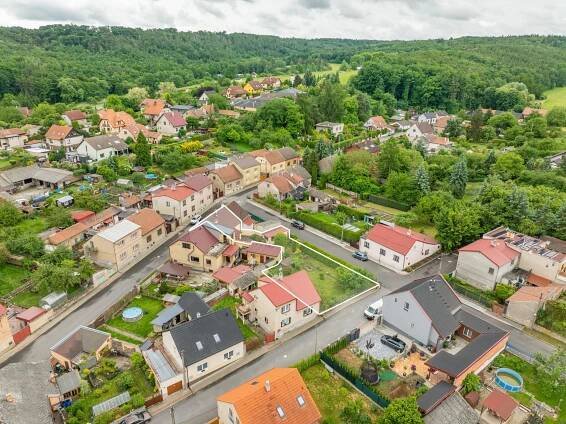 RD Svinařov - Realitní makléř v lokalitách Kladno, Praha a okolí | Realitní makléř v lokalitách Kladno, Praha a okolí 