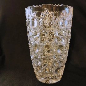 Broušené křišťálové sklo, váza - Starožitnosti