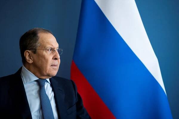 Lavrov: Třetí světová válka by byla jaderná a zničující. Aktivace jaderných sil byla reakce na postup Západu