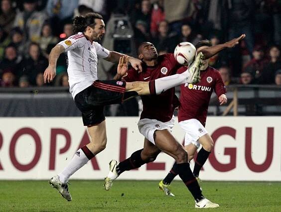 Tvrdé střety, vyhecovaný Řepka a špatní hosté. Sparta vs. Liverpool 0:0