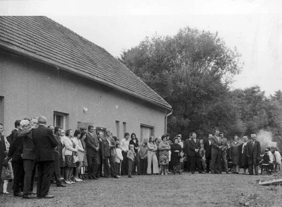 Otevření domu ovocnářů - Oficiální stránky obce Dolní Domaslavice