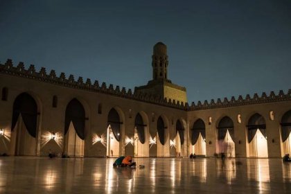 Muslims praying at Hakeem Mosque in Cairo, Egypt