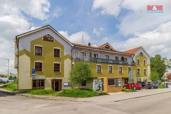 Prodej Byt 2+1, Sportovní, Třeboň - Třeboň II, okres Jindřichův Hradec
