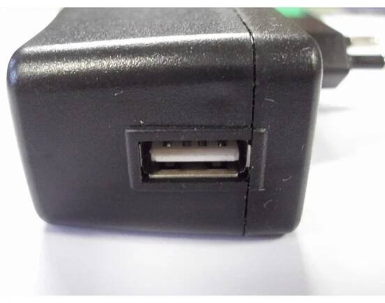 Napájecí adapter USB 5V/2A