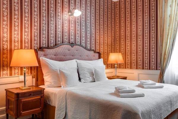 Hodinový hotel Praha 5 | Sleva 10% + Happy Hours | 60min.cz