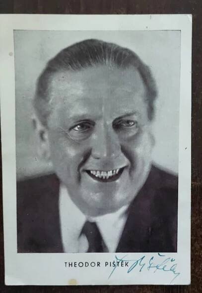 Herec Theodor Pištěk - signováno