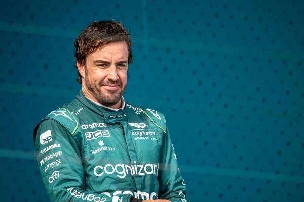 Tak jak je to? Přestoupí Alonso do Red | nastartu.cz 