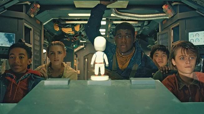 Isaiah Russell-Bailey, Mckenna Grace, Billy Barratt - Kráter - Z filmu
