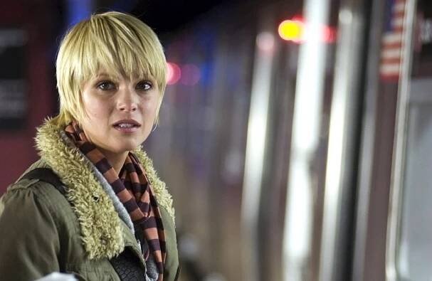 Nicki Aycox