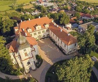 Zámek Loučeň, a.s. - Hotel Maxmilian Lifestyle Resort - Střední Čechy Convention Bureau