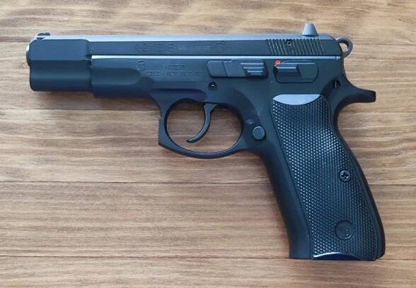 Pistole CZ 75 B