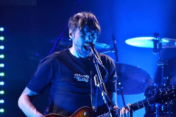 THE PINEAPPLE THIEF S GAVINEM HARRISONEM NADCHLI OLOMOUCKÉ PUBLIKUM - HUDEBNÍ SCÉNA