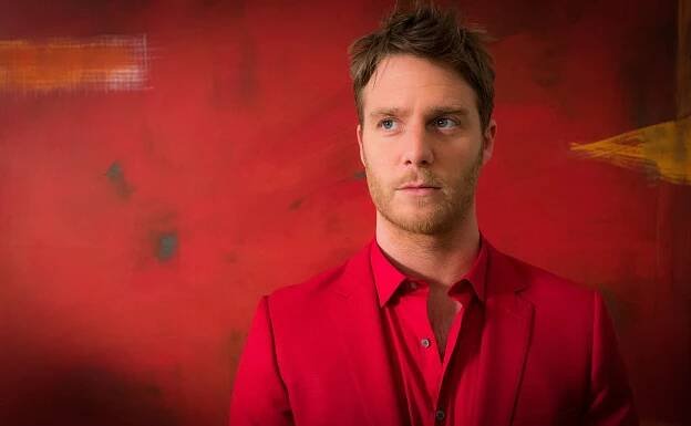 Všemocný - Základy malování aktu - Z filmu - Jake McDorman