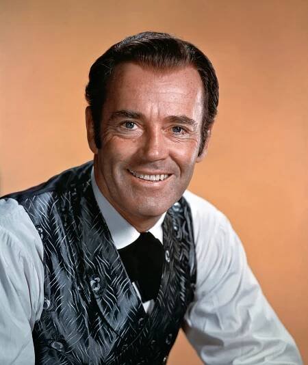 File:Henry Fonda in Warlock.jpg - Wikimedia Commons