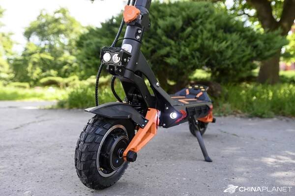 KuKirin G3 Pro recenzia: 2400 W kolobežka s vyberateľnou batériou