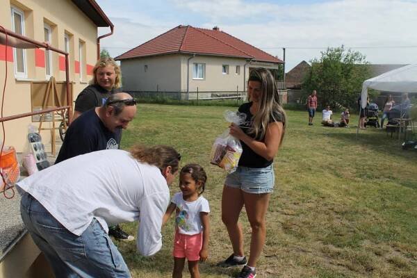 Soutěž "O NEJLEPŠÍ BÁBOVKU" - Oficiální stránky obce Libkovice pod Řípem