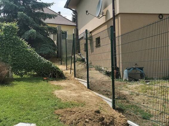 gabiony-sypaneploty.sk - Montáž plotov