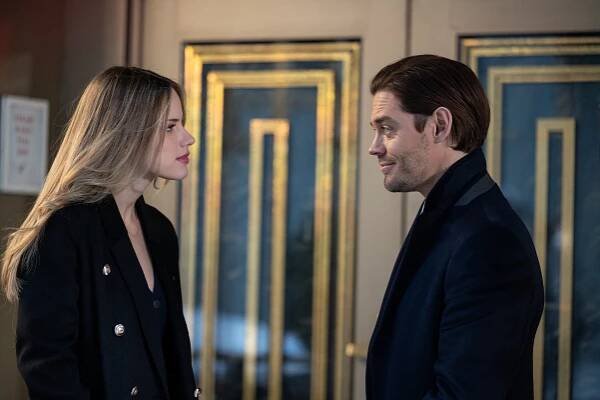 Prodigal Son - Head Case - Z filmu - Halston Sage, Tom Payne
