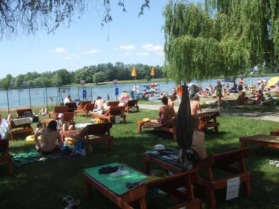Gallery image of AUTO-AQUA-CYCLOCAMP OSTROŽSKÁ NOVÁ VES in Ostrožská Nová Ves