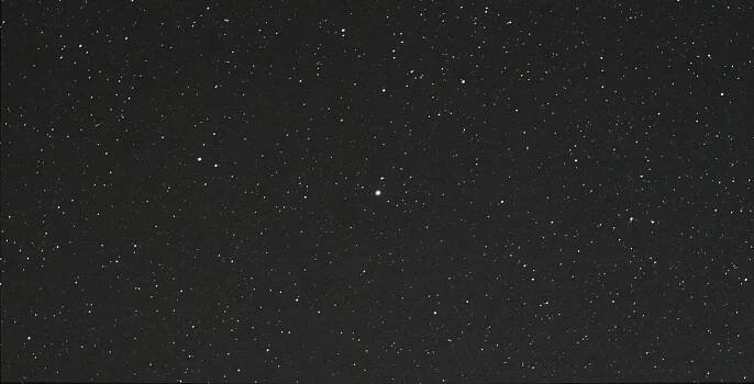 Polaris by Paul Spencer, Doncaster, UK. Equipment: Canon EOS 20D, 75-300mm lens