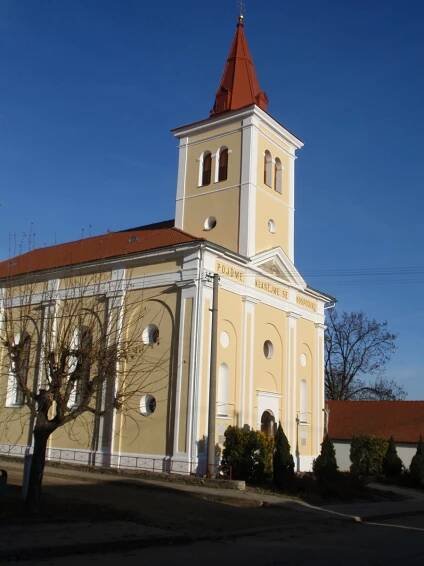 Obec Bohutice | Kostely a kaple